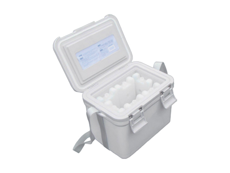 吹塑機(jī)保溫箱